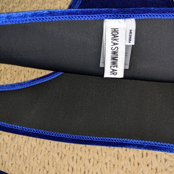 Hoaka Swimwear Blue Velvet Suit M - Picture 7 of 7